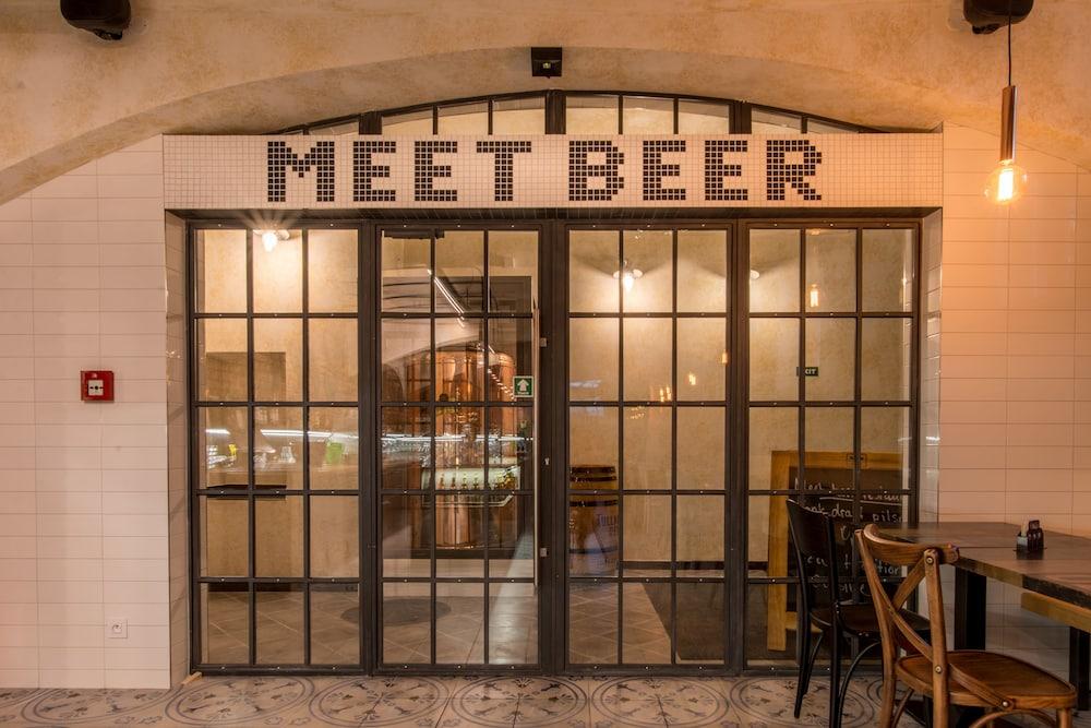 Отель Meetme23 Прага Экстерьер фото